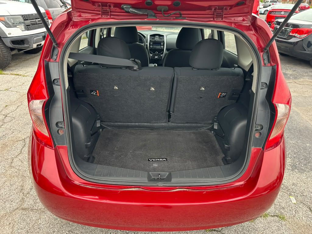 2015 Nissan Versa Image 22