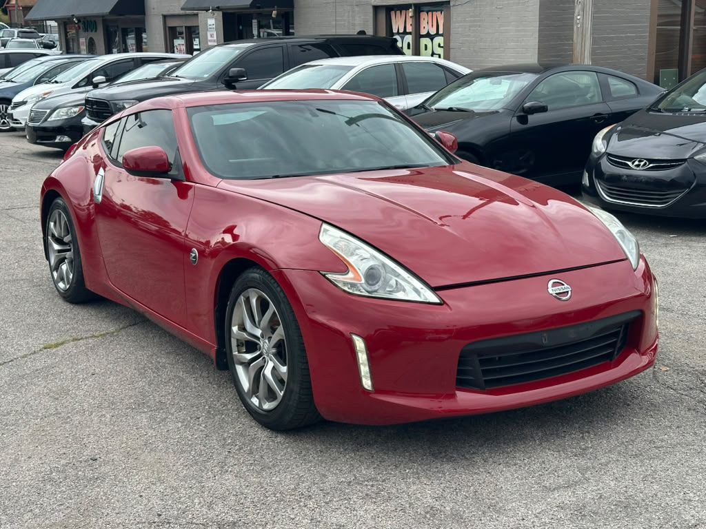 2013 Nissan 370Z Image 1