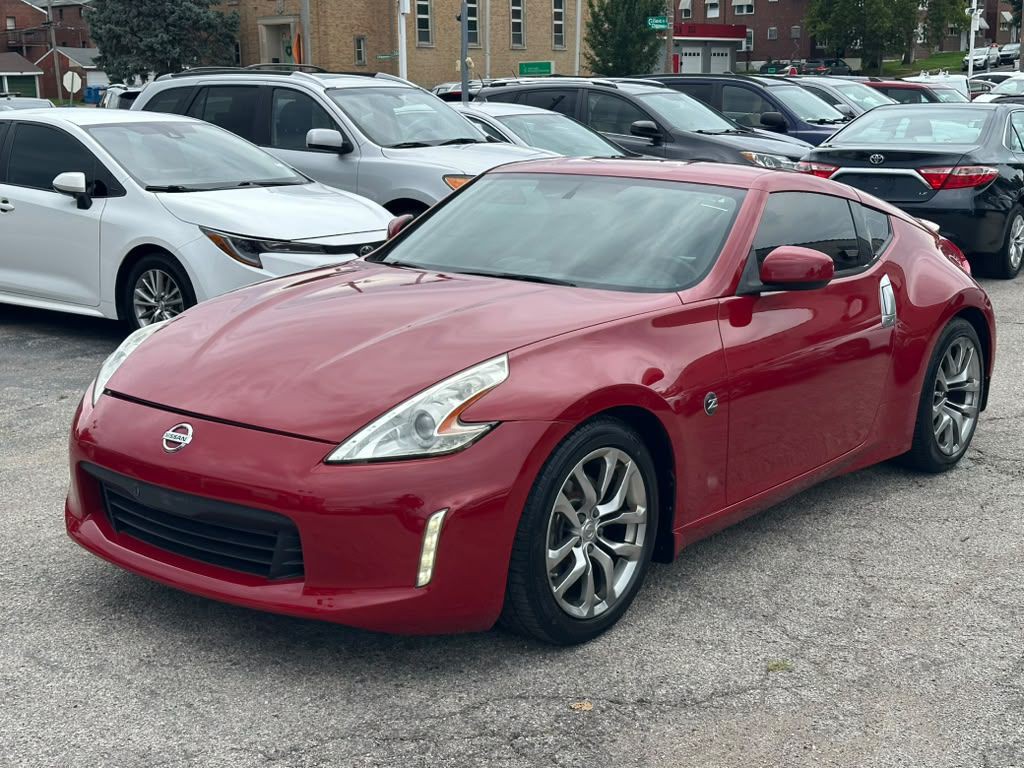 2013 Nissan 370Z Image 3
