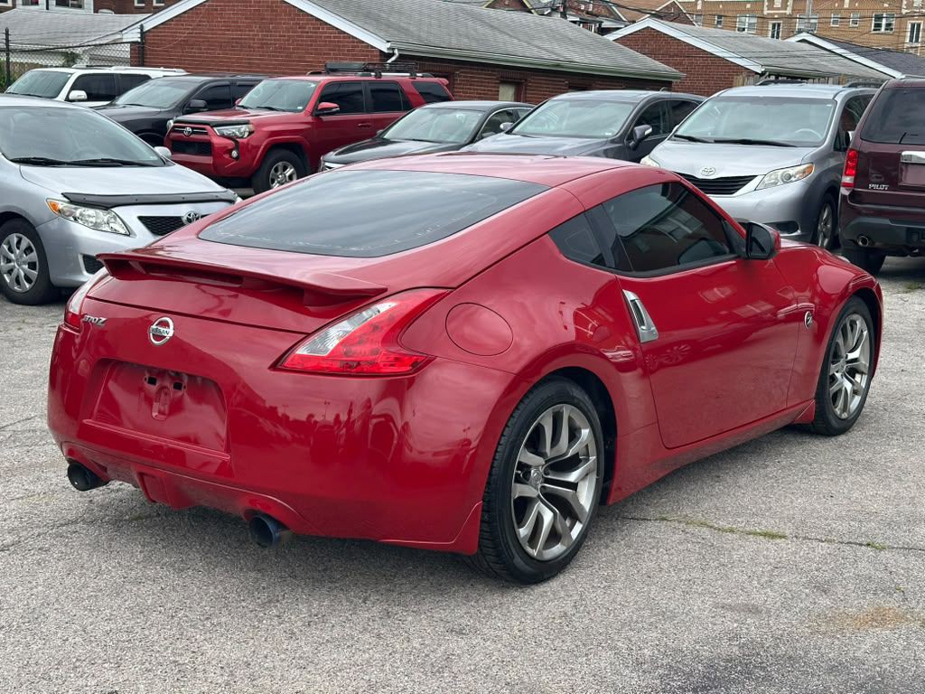 2013 Nissan 370Z Image 6