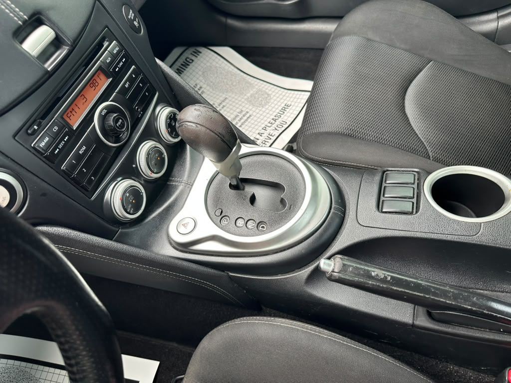2013 Nissan 370Z Image 21