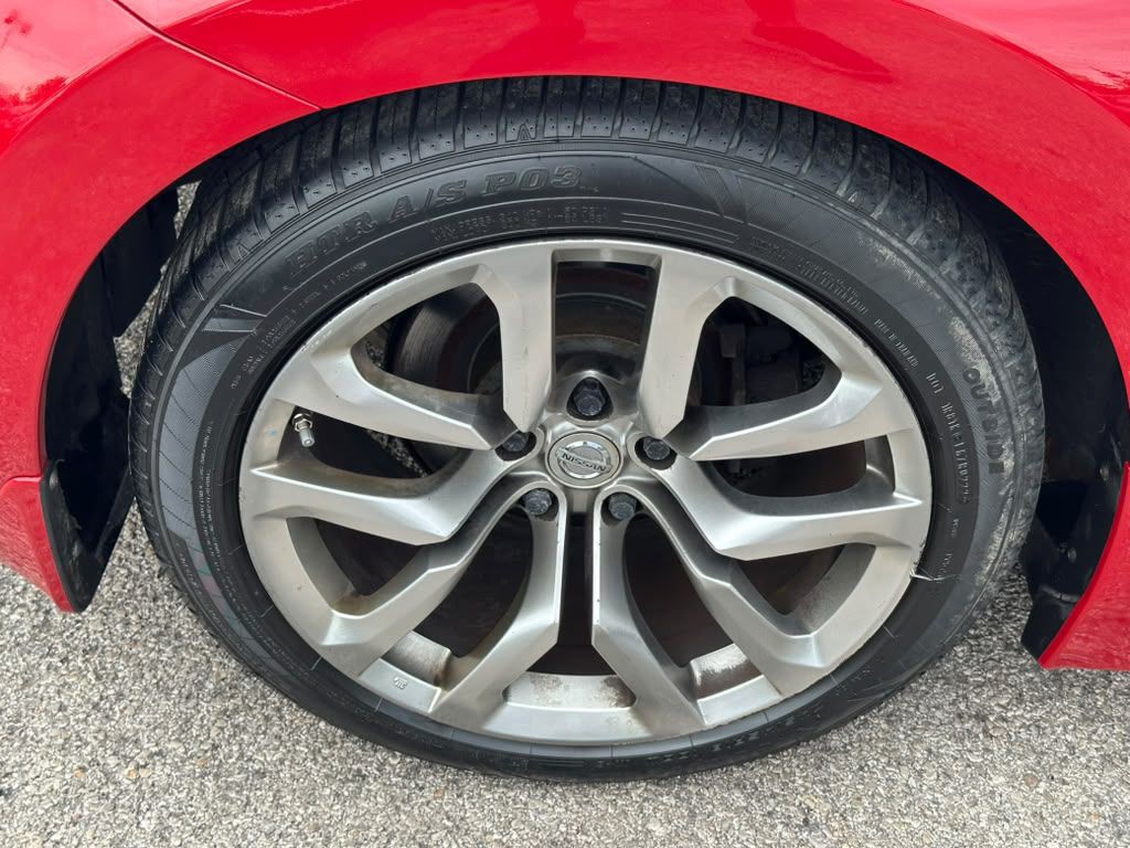 2013 Nissan 370Z Image 25