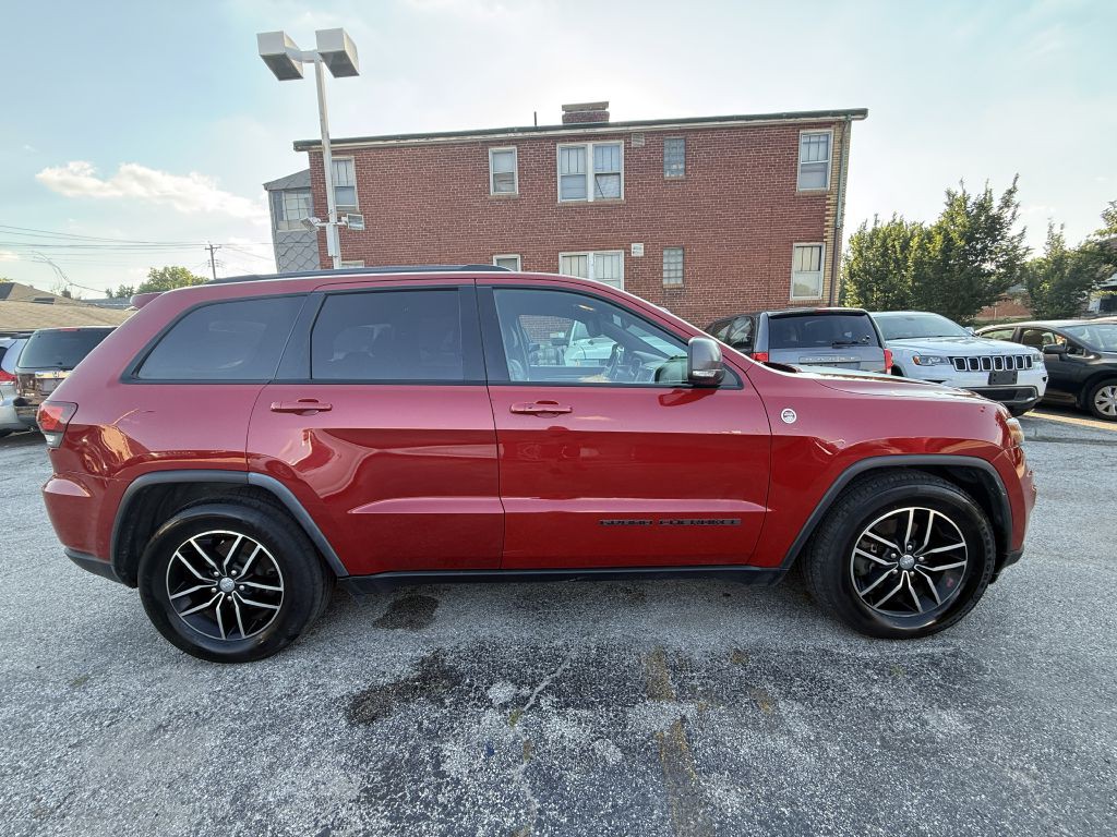 2017 Jeep Grand Cherokee Image 4