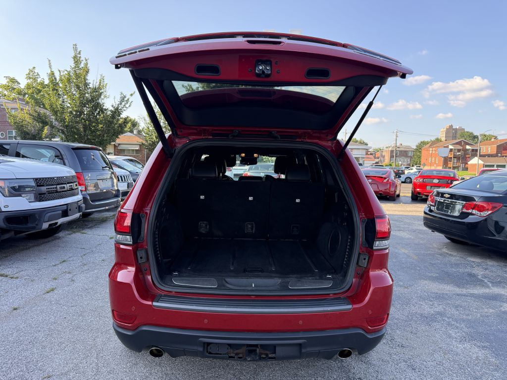 2017 Jeep Grand Cherokee Image 9