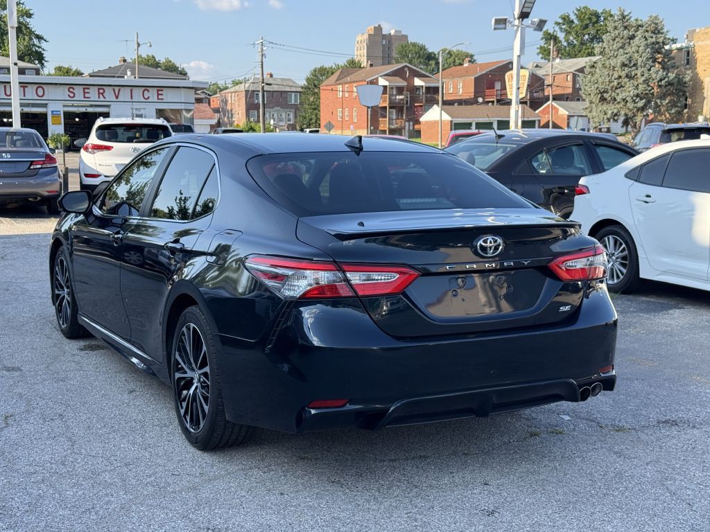 2019 Toyota Camry Image 5