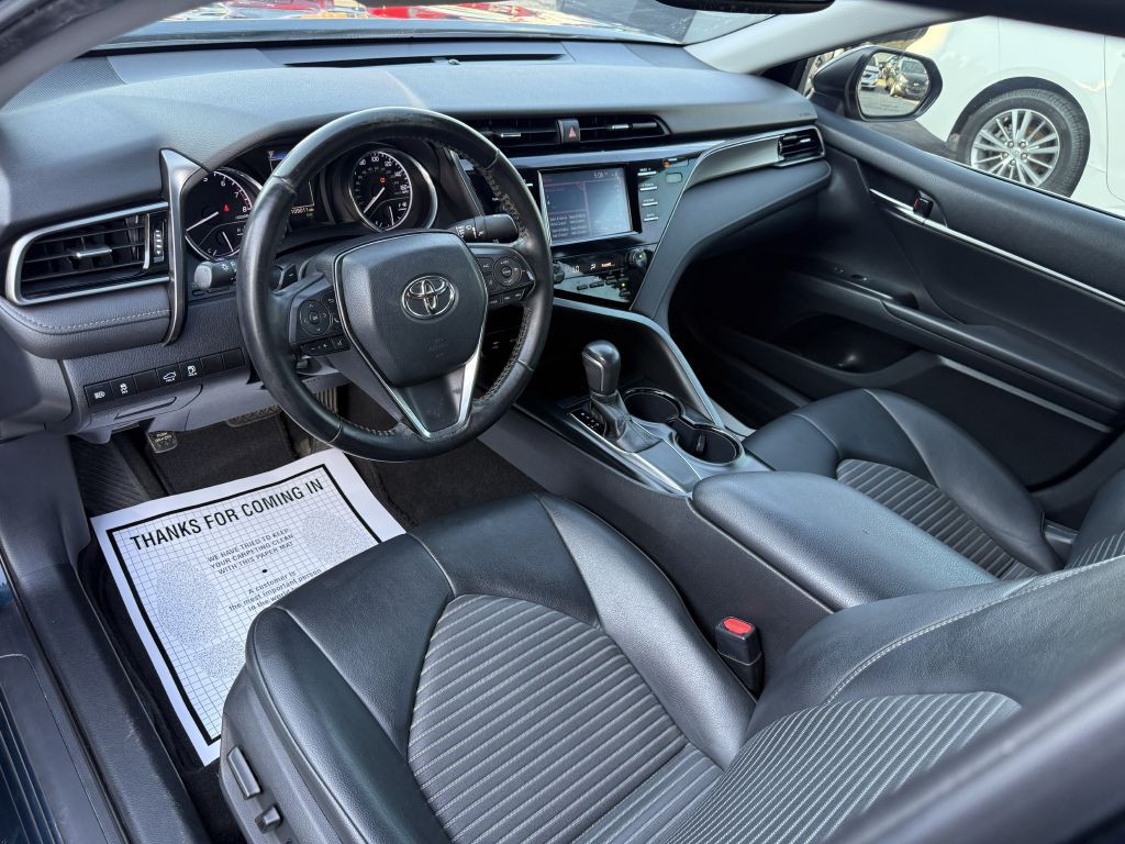 2019 Toyota Camry Image 13