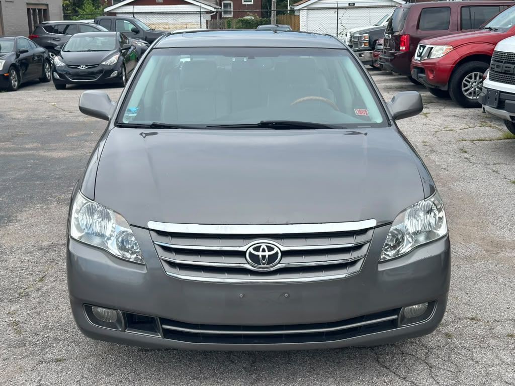 2007 Toyota Avalon Image 2