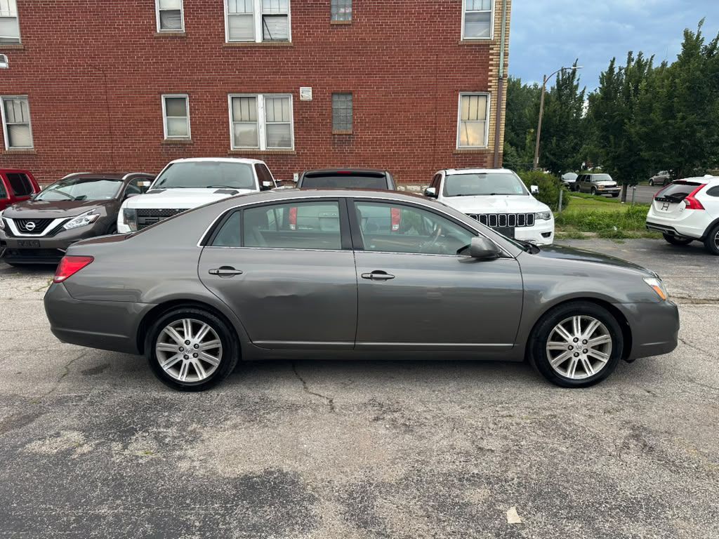2007 Toyota Avalon Image 4