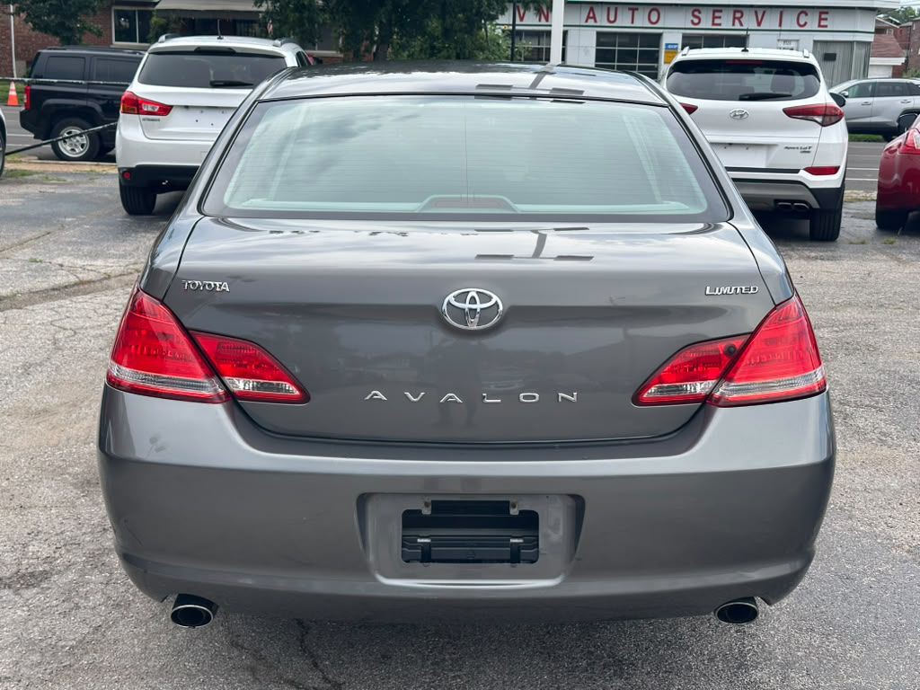 2007 Toyota Avalon Image 8