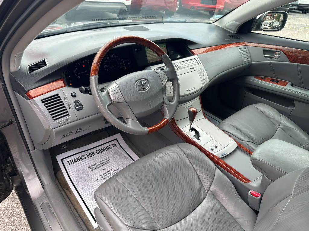 2007 Toyota Avalon Image 11