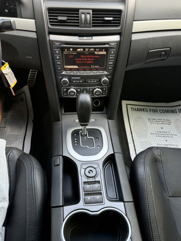 2009 Pontiac G8 Image 16