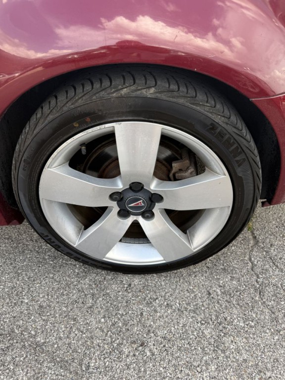2009 Pontiac G8 Image 26
