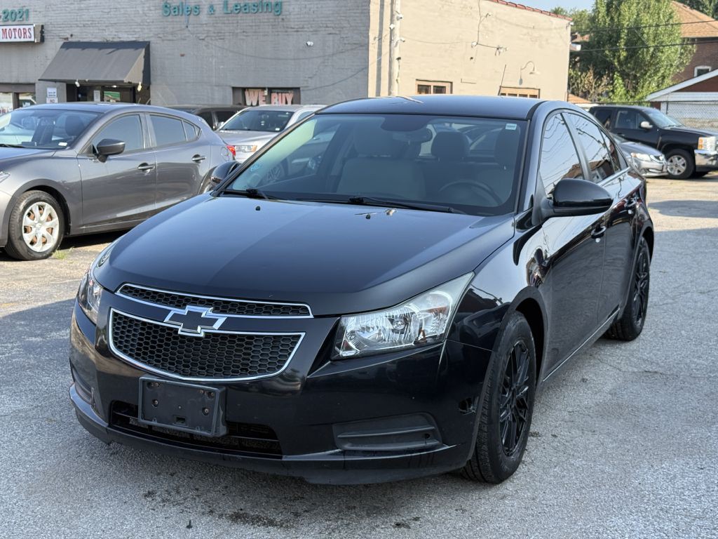 2013 Chevrolet Cruze Image 1