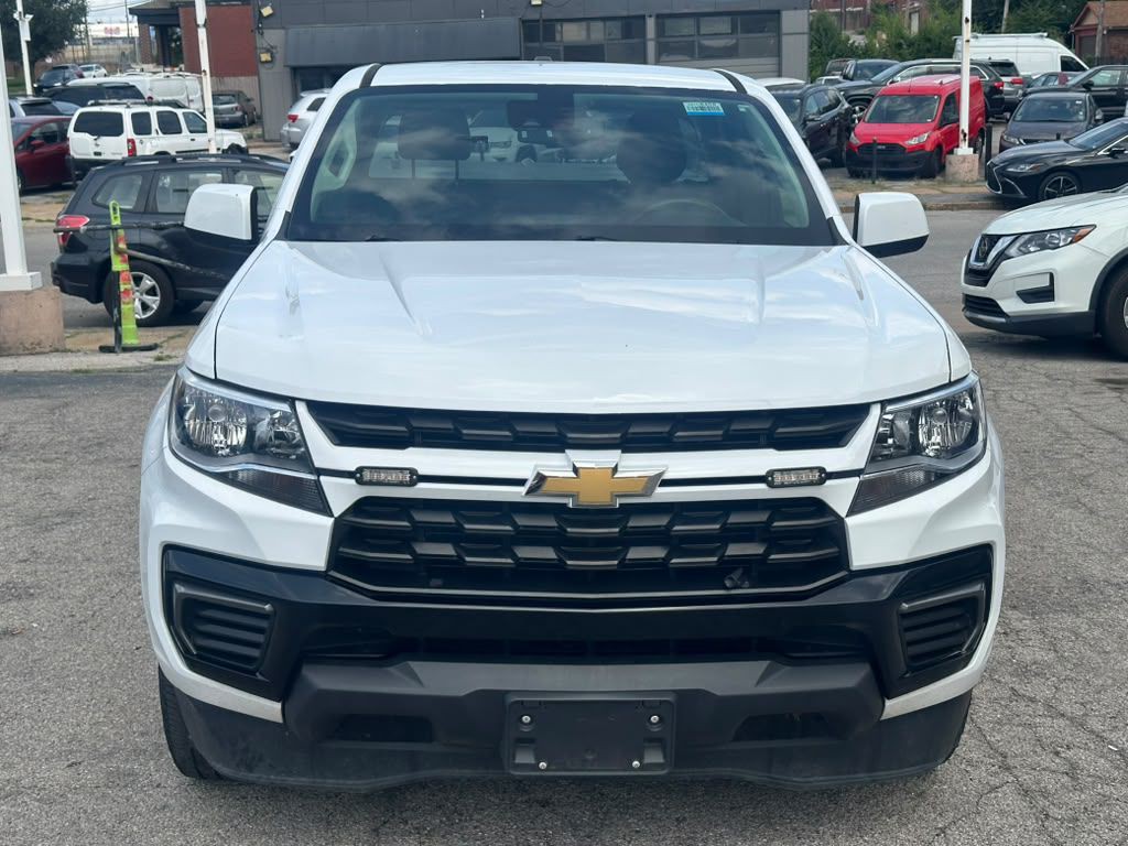2022 Chevrolet Colorado Image 2
