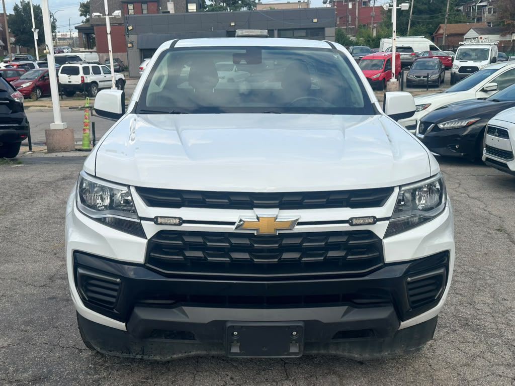 2022 Chevrolet Colorado Image 2