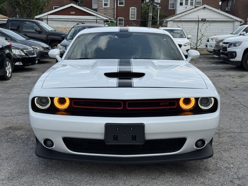 2019 Dodge Challenger Image 2