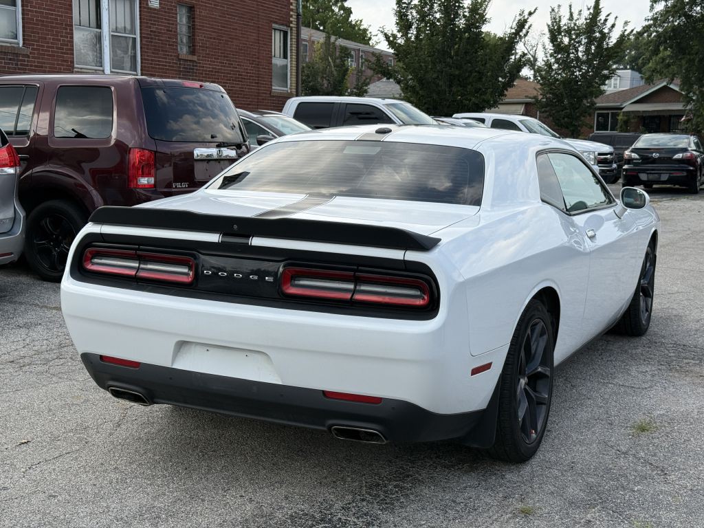 2019 Dodge Challenger Image 4