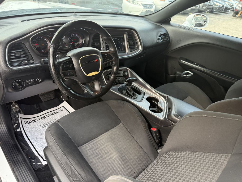 2019 Dodge Challenger Image 15