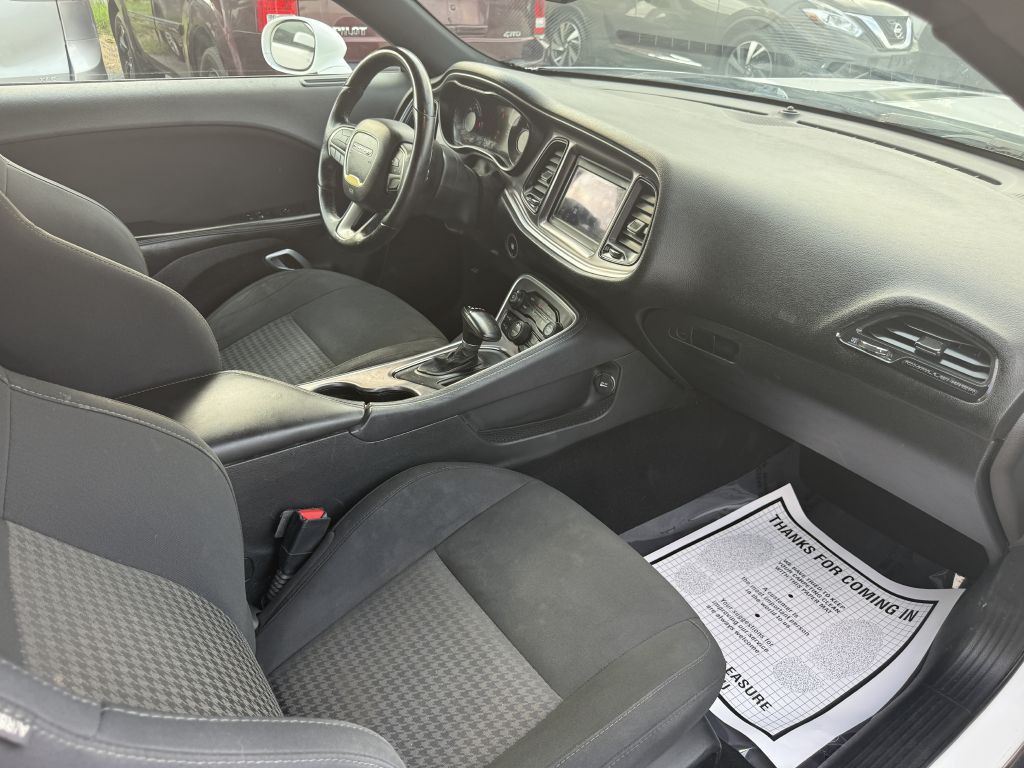 2019 Dodge Challenger Image 20