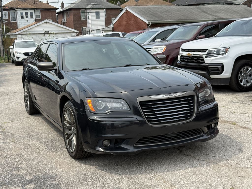 2014 Chrysler 300 Image 3
