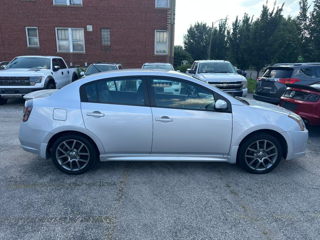 2011 Nissan Sentra Image 4