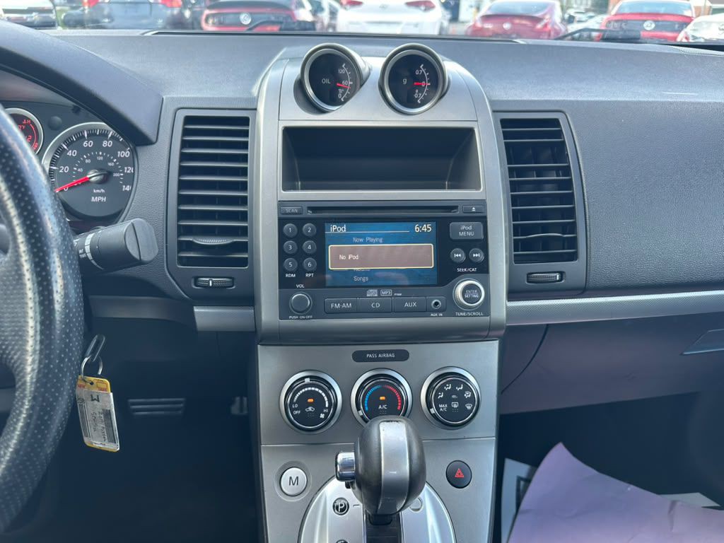 2011 Nissan Sentra Image 16