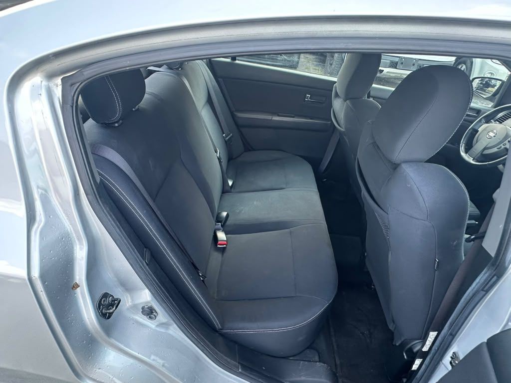 2011 Nissan Sentra Image 20