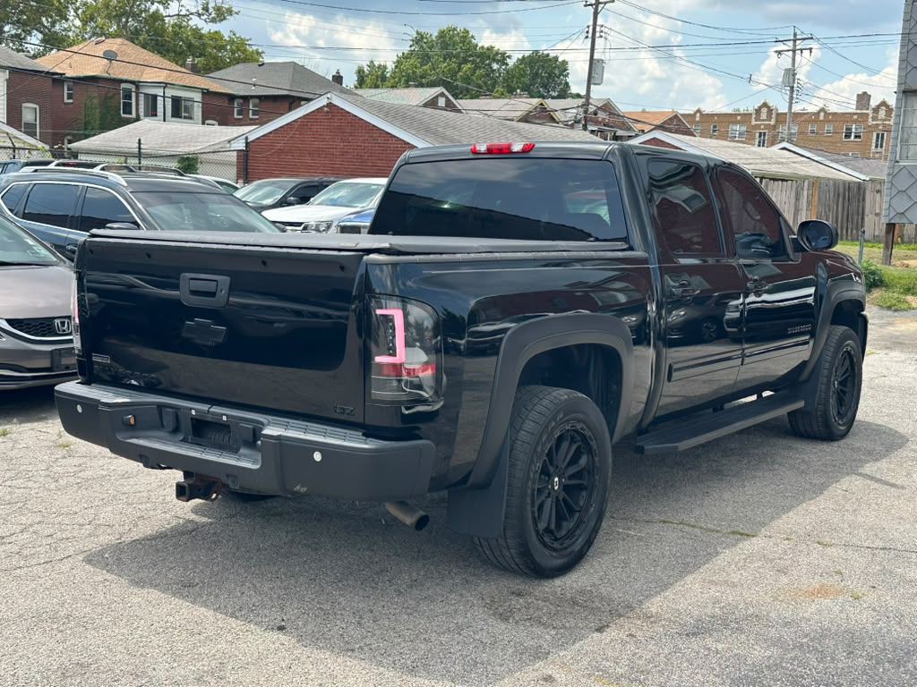 2011 Chevrolet Silverado 1500 Image 6