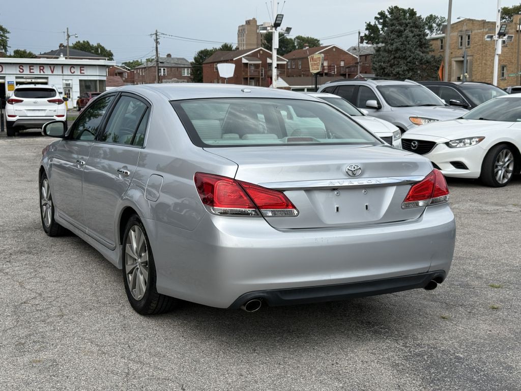 2011 Toyota Avalon Image 5