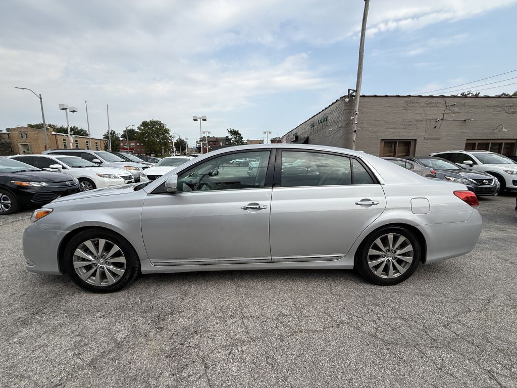 2011 Toyota Avalon Image 7