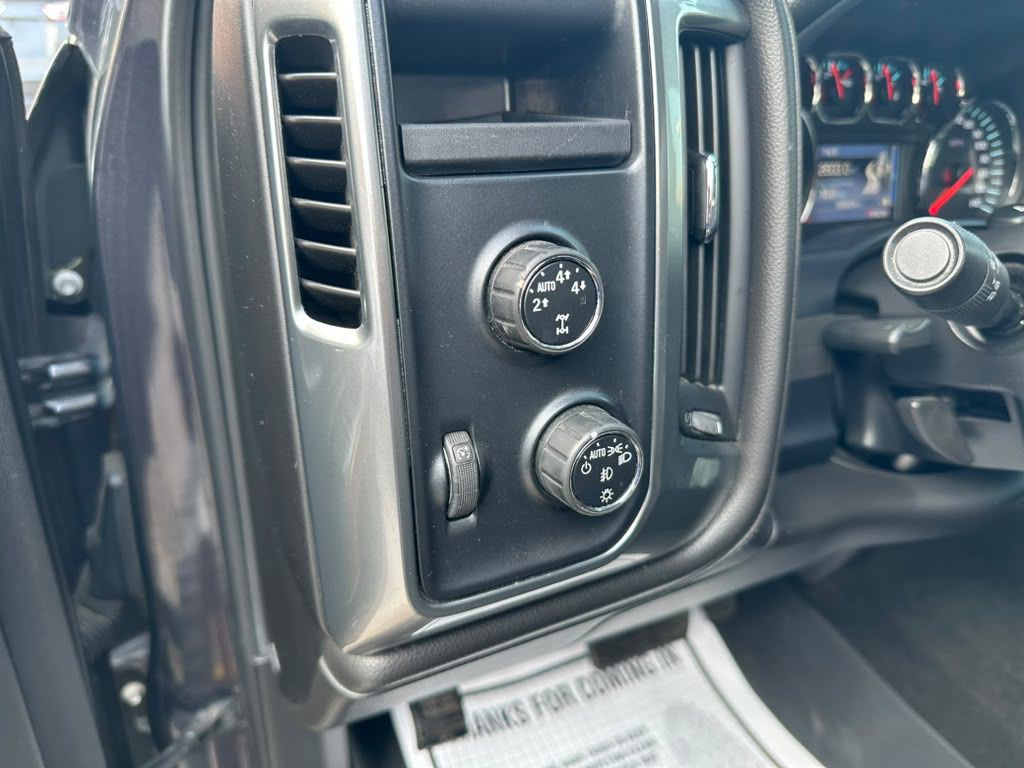 2014 Chevrolet Silverado 1500 Image 20