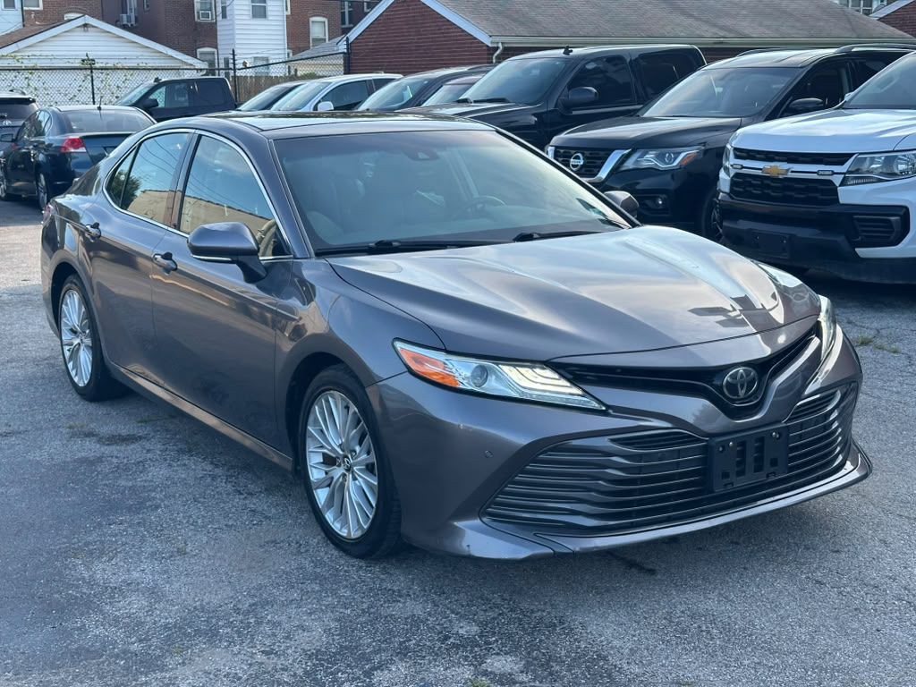 2018 Toyota Camry Image 1