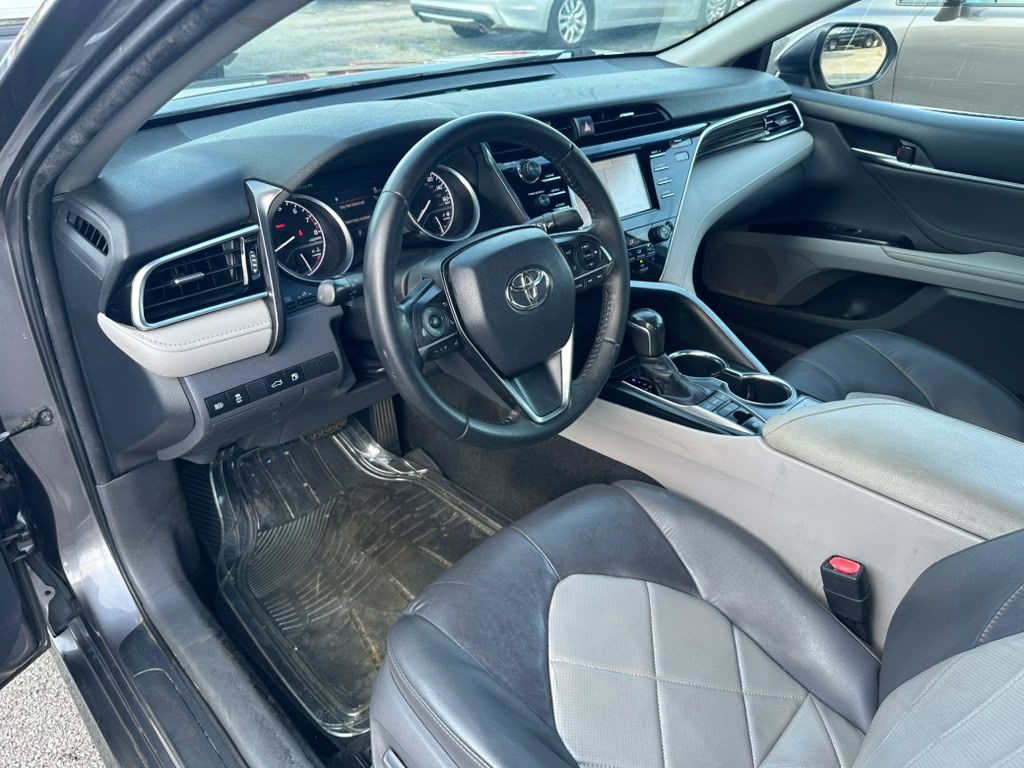 2018 Toyota Camry Image 11
