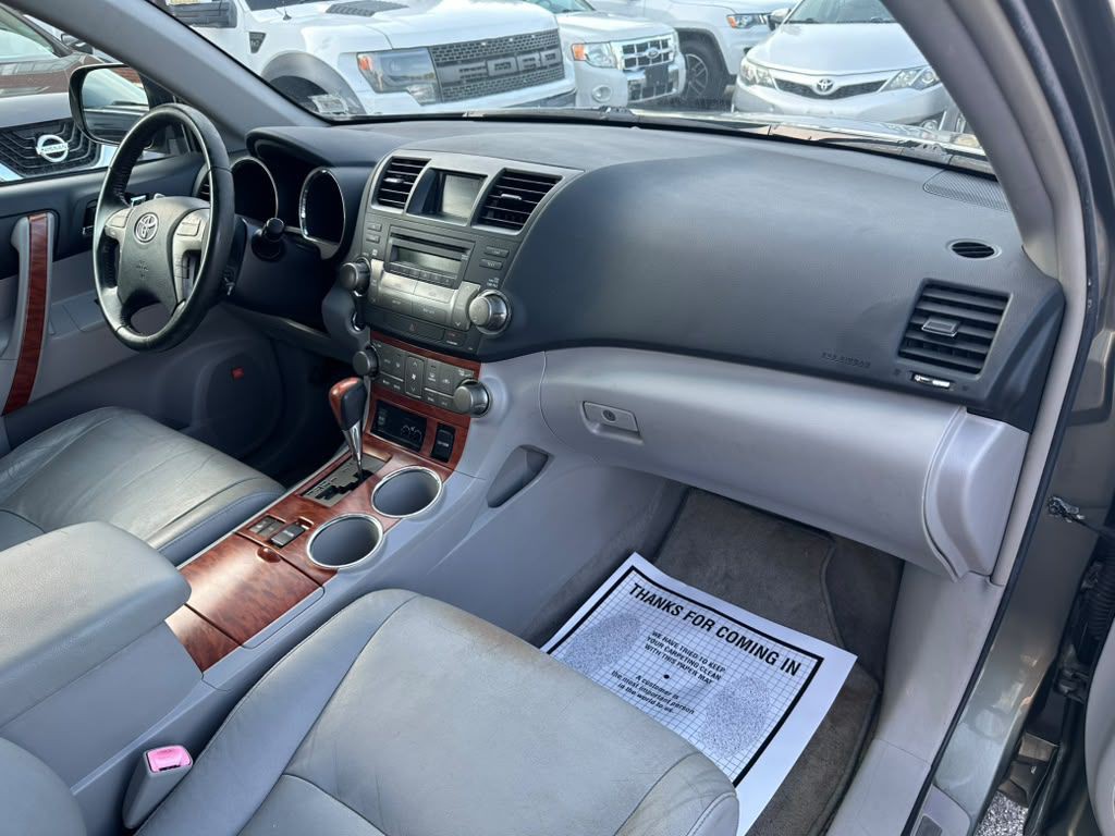 2008 Toyota Highlander Image 14