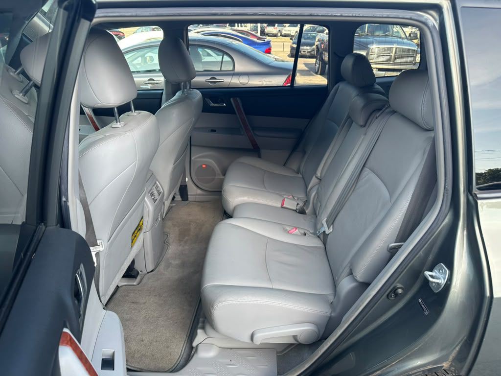 2008 Toyota Highlander Image 21