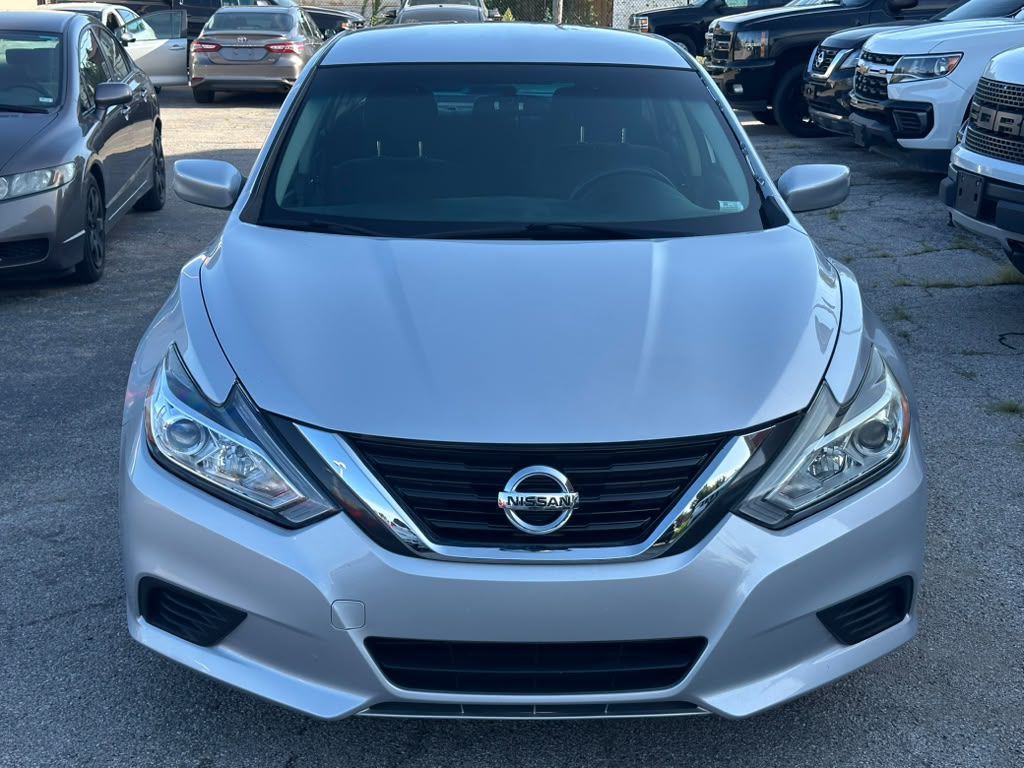 2016 Nissan Altima Image 2