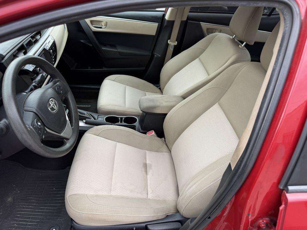 2015 Toyota Corolla Image 11