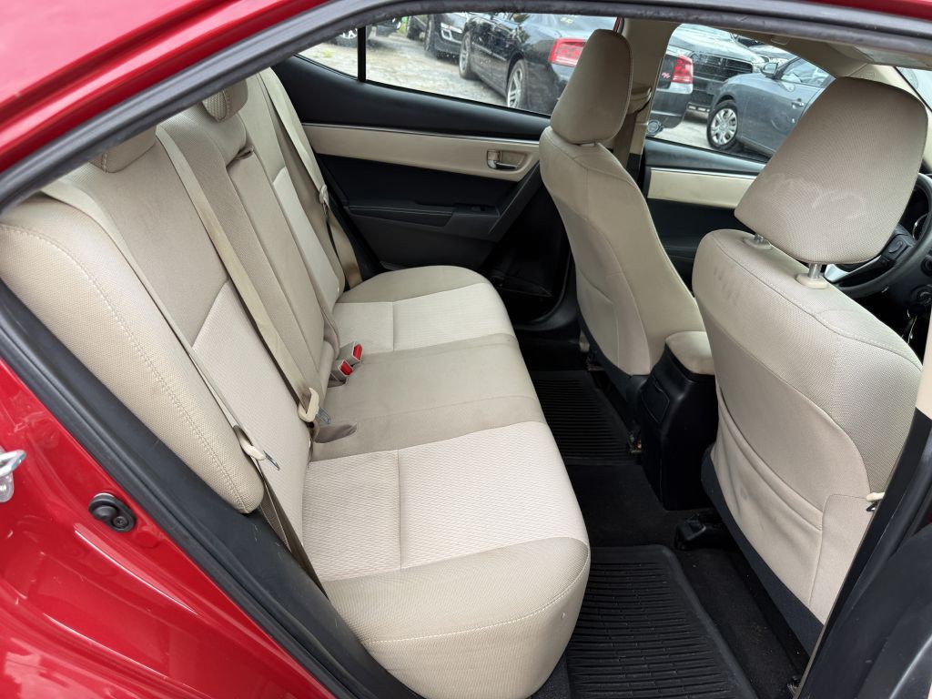 2015 Toyota Corolla Image 24