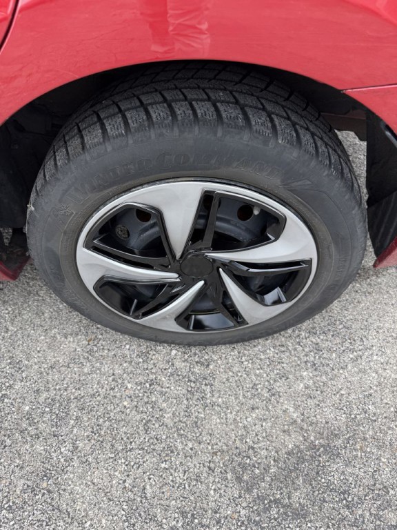 2015 Toyota Corolla Image 25