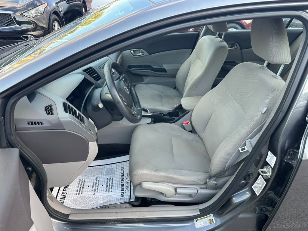 2012 Honda Civic Image 11