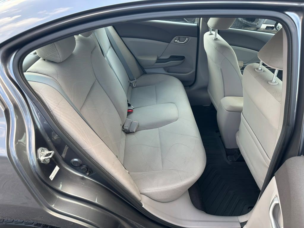 2012 Honda Civic Image 21