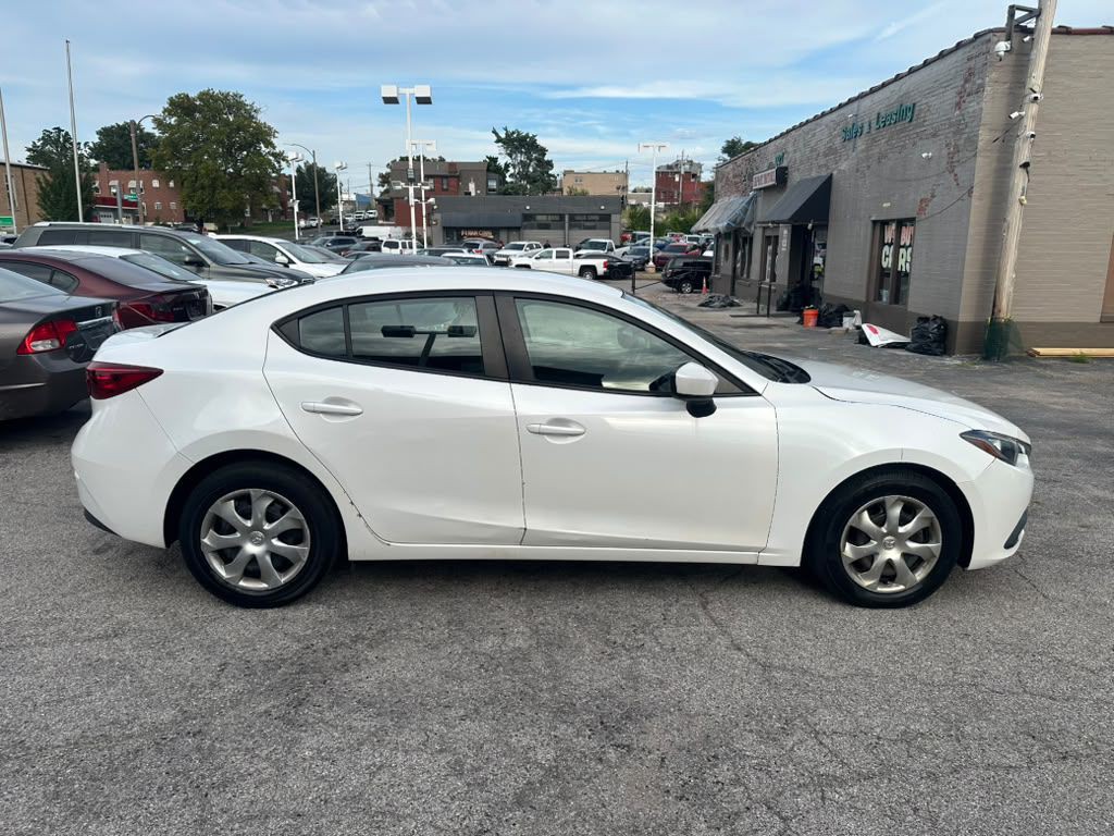 2016 Mazda Mazda3 Image 4