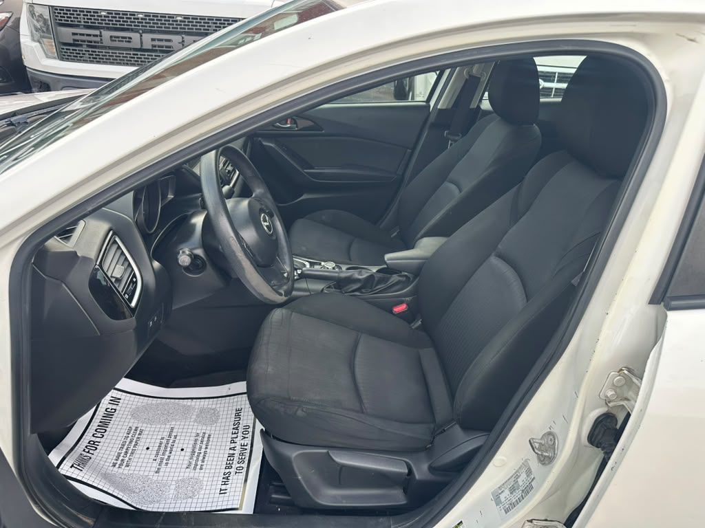 2016 Mazda Mazda3 Image 10