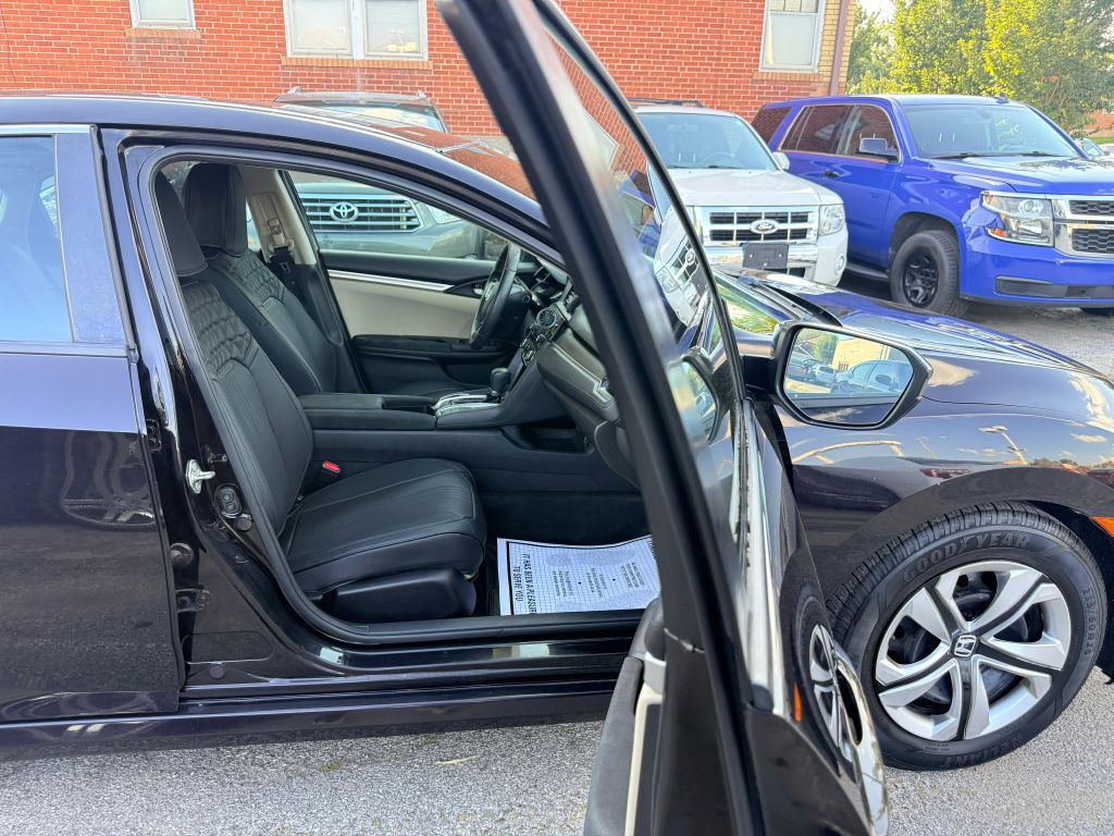 2016 Honda Civic Image 18