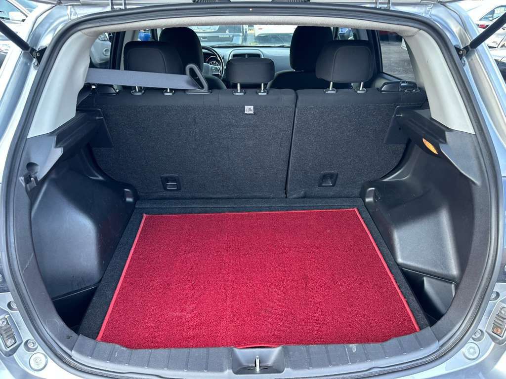 2017 Mitsubishi Outlander Image 22