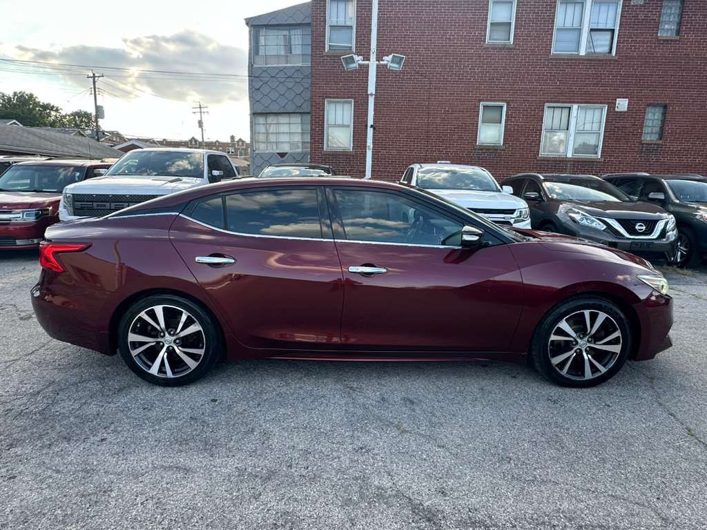 2016 Nissan Maxima Image 4