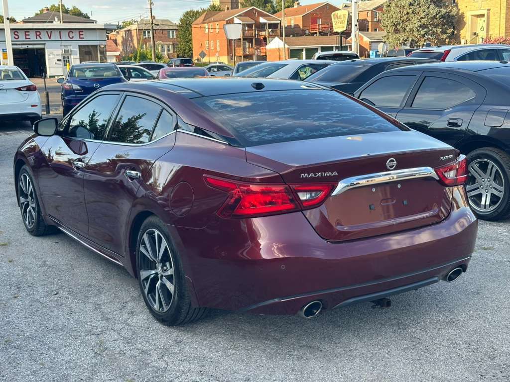 2016 Nissan Maxima Image 6