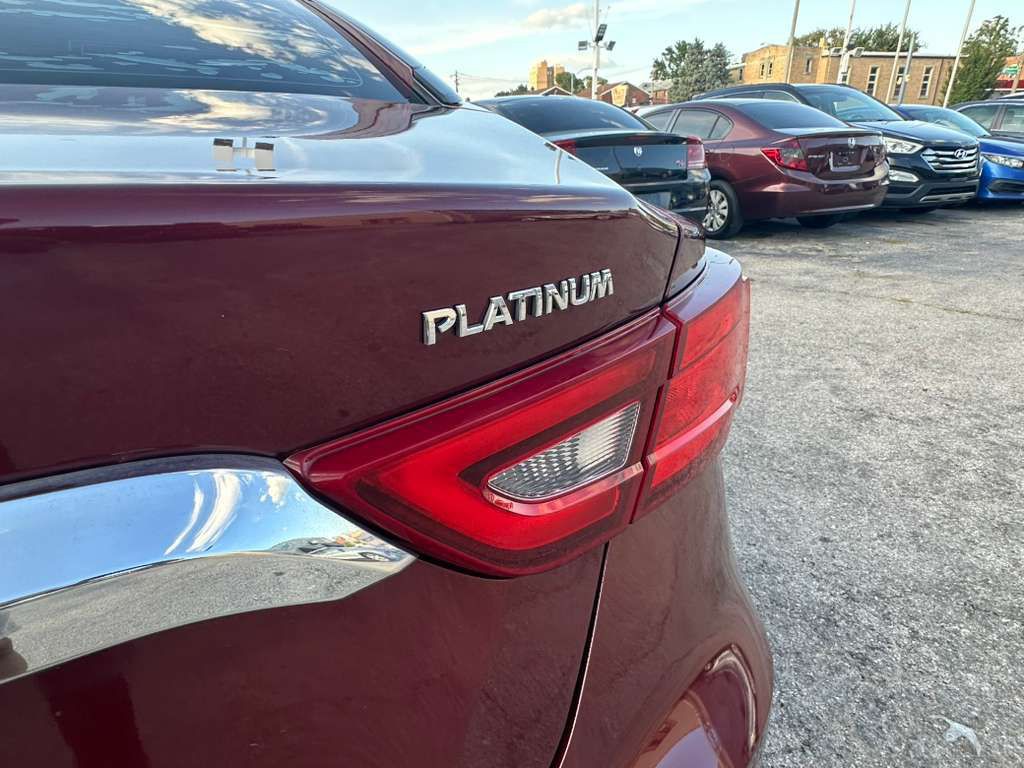 2016 Nissan Maxima Image 25