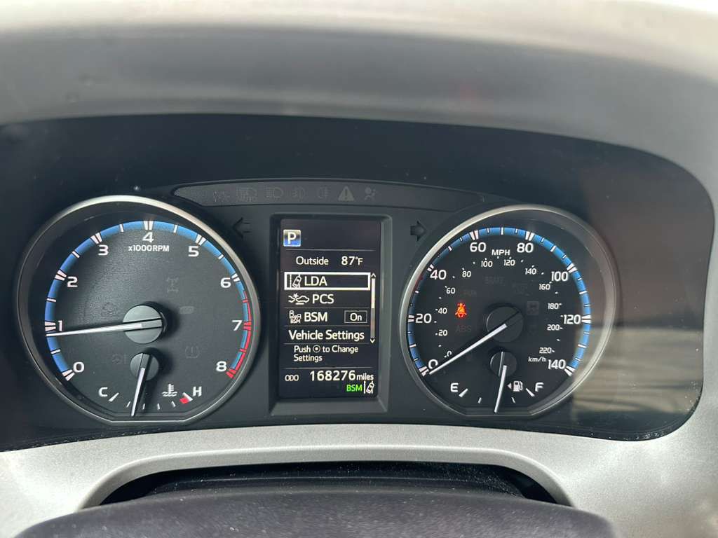 2018 Toyota Rav4 Image 16