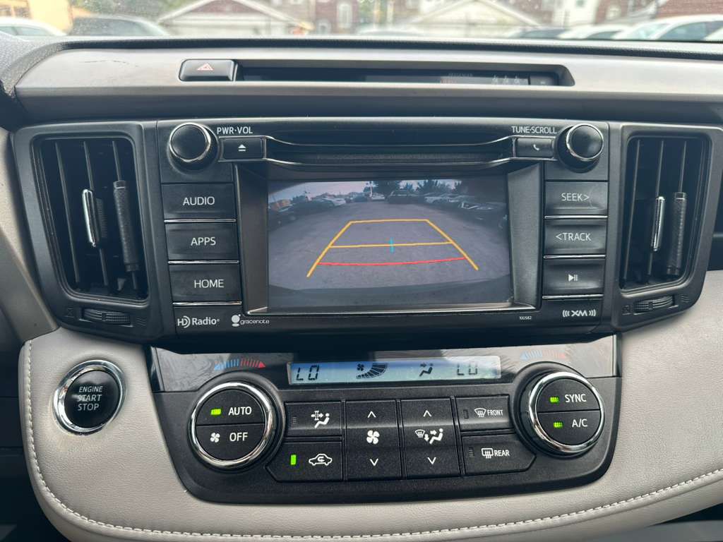 2018 Toyota Rav4 Image 17